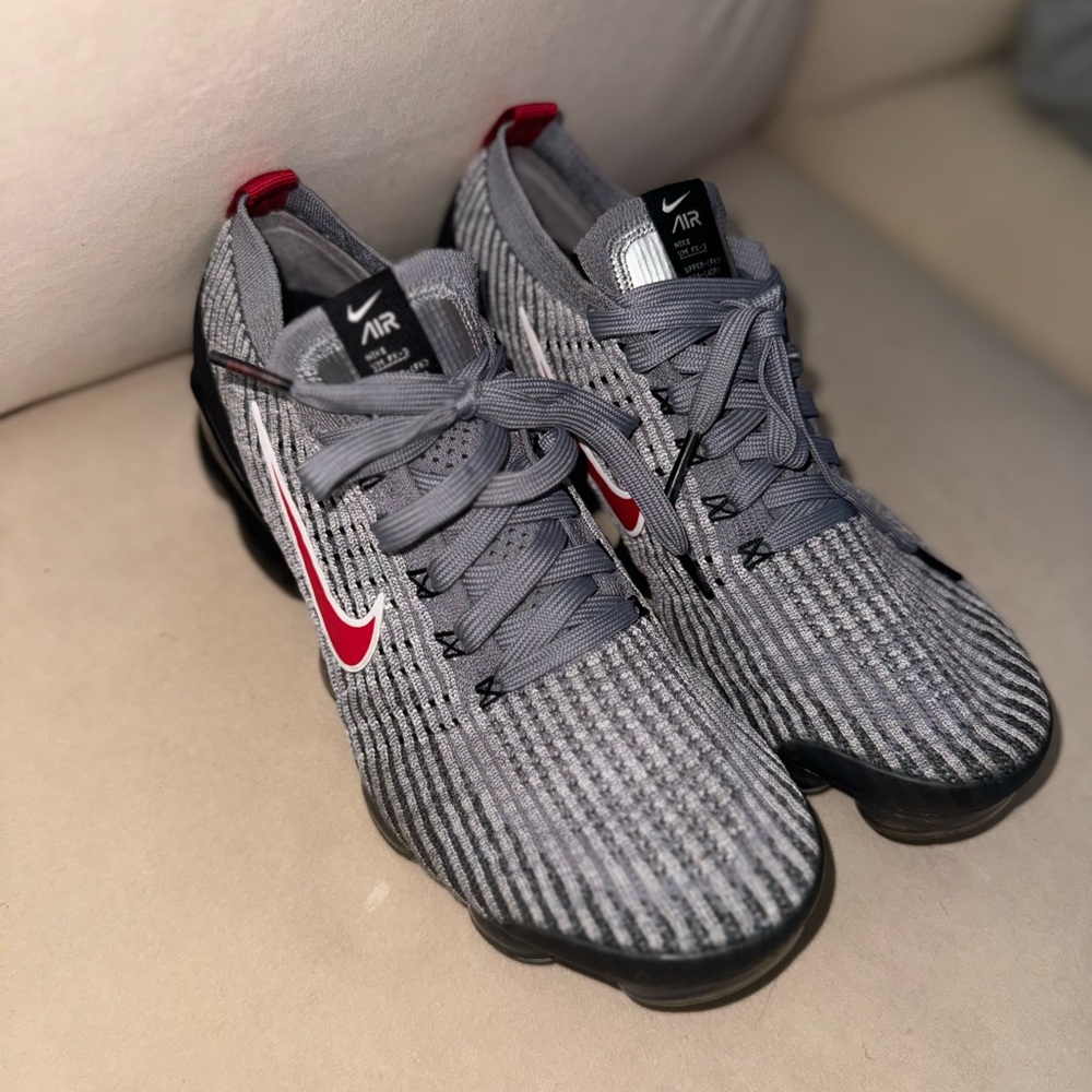 Nike Vapor Max Athletic Sneakers